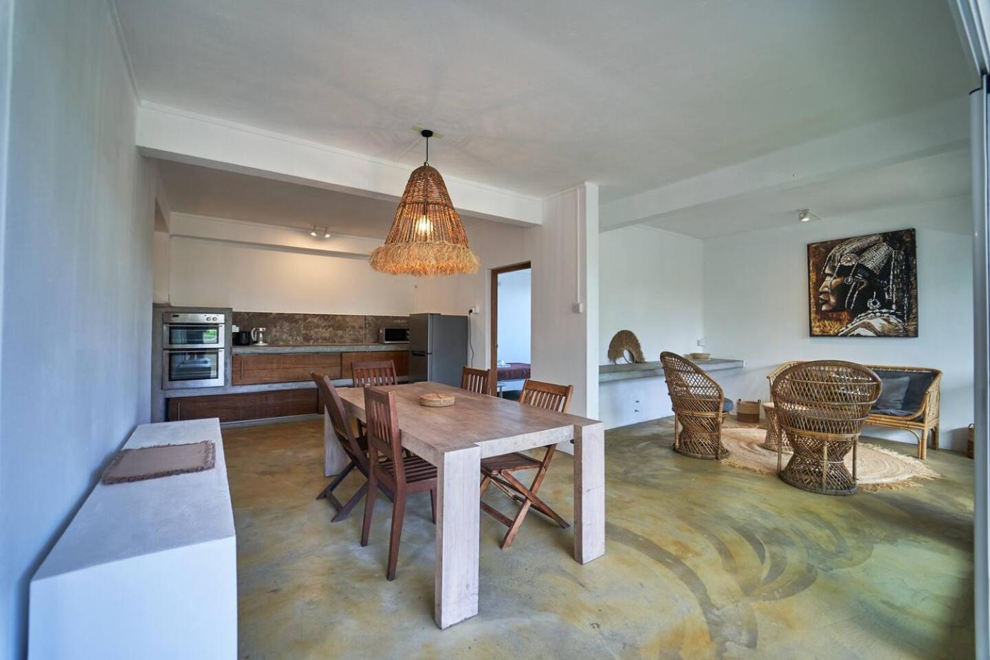 Loukaz -Entire Rental Units W Panoramic Rooftop Coteau Raffin Dış mekan fotoğraf