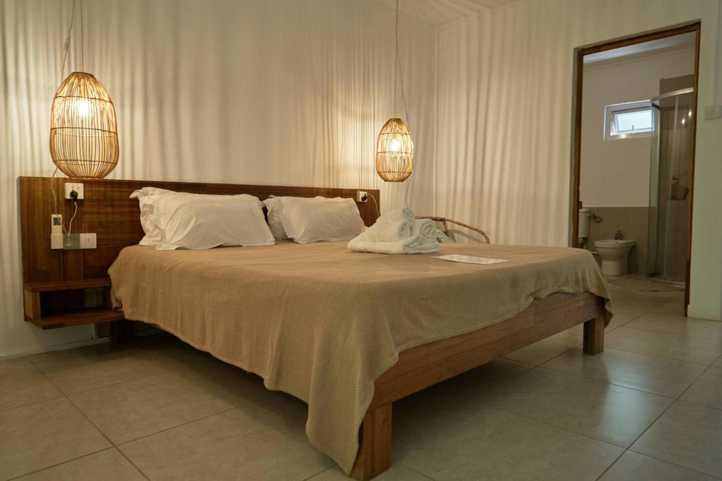 Loukaz -Entire Rental Units W Panoramic Rooftop Coteau Raffin Dış mekan fotoğraf